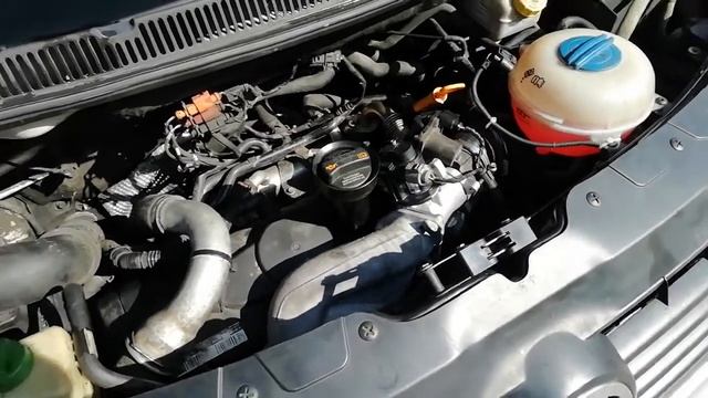 T5 2.5TDI 96KW opět jezdí.Byla dovezena, odtahovou službou. смотреть онлайн
