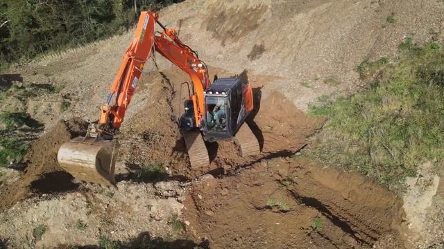 HITACHI ZAXIS 130 LCN смотреть онлайн