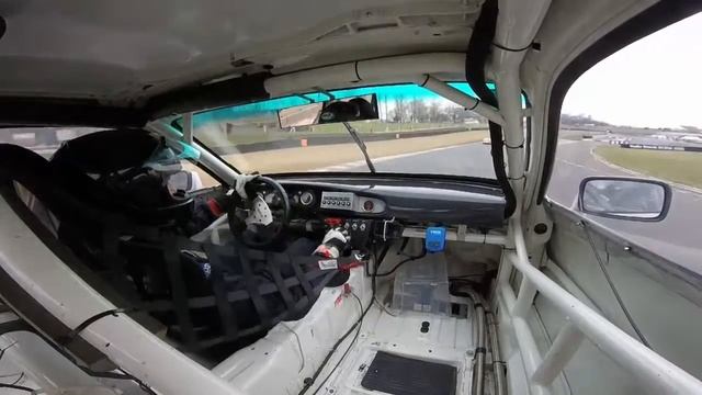 Team 44 Porsche 944 turbo Brands test g50 / sky line смотреть онлайн