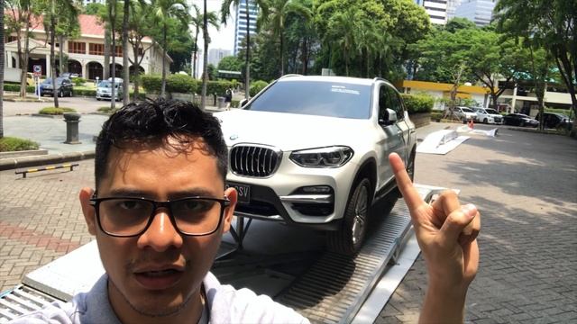 BMW X3 xDRIVE REVIEW INDONESIA PLAZA SENAYAN #DAY2 смотреть онлайн