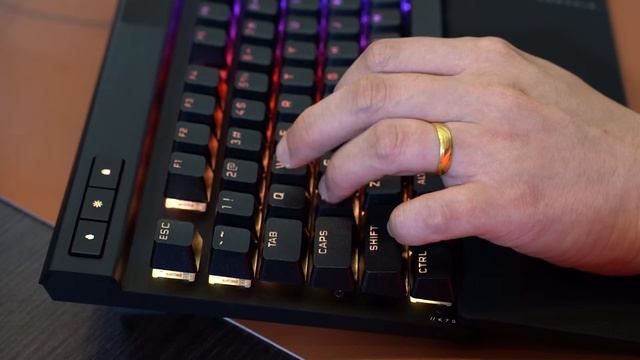 Corsair K70 RGB Pro ft. FanCFreakz Entertainment смотреть онлайн