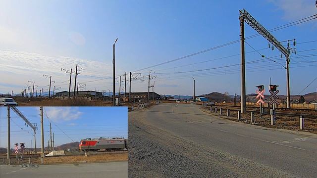 Railway. Rairoad Crossing. The most powerful e-locomotive / Ж/д переезд. Самый мощный электровоз смотреть онлайн