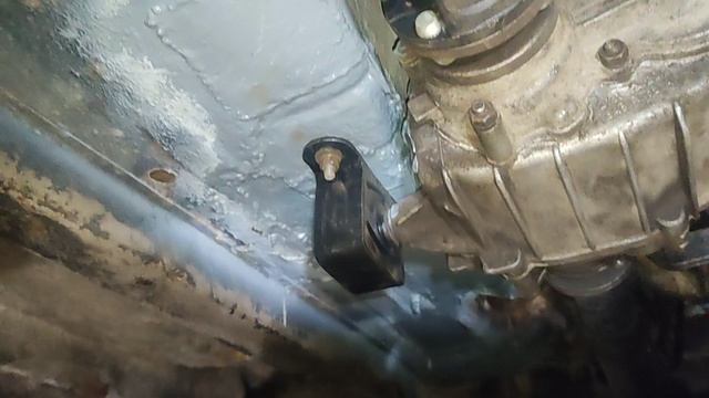 #Нива Избавился от вибрации. Заменил подушки раздатки