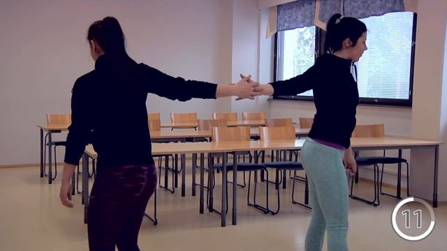 Smart Moves - Parivenyttely смотреть онлайн