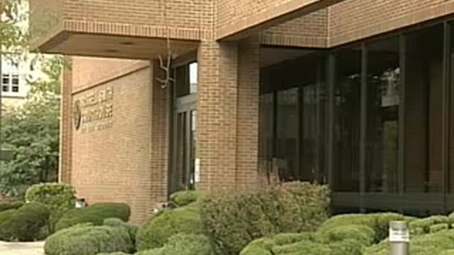 National scam artist sentenced for stealing over $1.7M смотреть онлайн