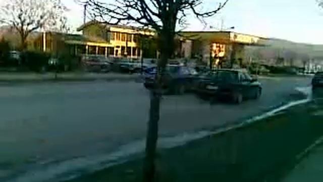 rover vs bmw.mp4 смотреть онлайн