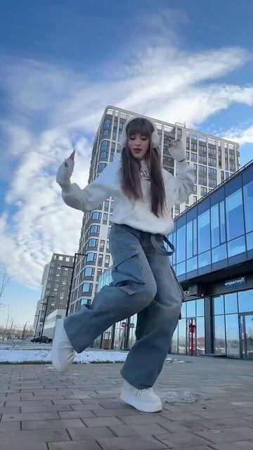 Во сколько смотрите это видео? У меня 18:20☺️ #рекомендации #dance #tiktok #тренды смотреть онлайн