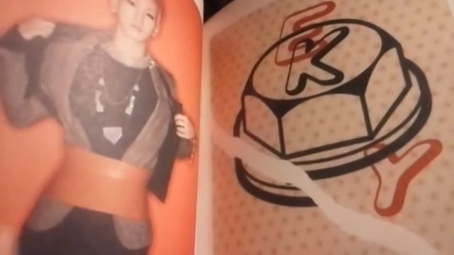KPOP #UNBOXING + 002 샤이니 SHINee 'The First' Version B смотреть онлайн