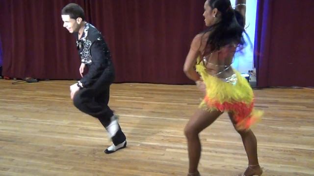 Eduardo Torres And Katherine Jimenez at LVG Salsa Social 6 years Anniversary 2014 [HD] смотреть онлайн