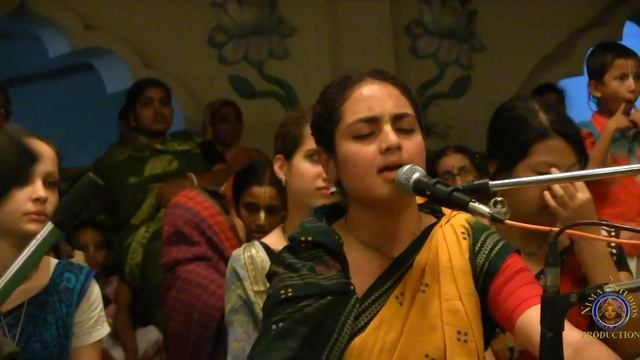 2015 Mayapur Jhulan Yatra - Kirtan led by H.G. Vishaka devi dasi. Day-2 смотреть онлайн