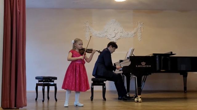 Ария Дж.Перголези, Скерцо Д. Кабалевский - Рядчина Карина 10 лет смотреть онлайн