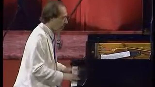 Luciano Berio Leai Crossley piano смотреть онлайн