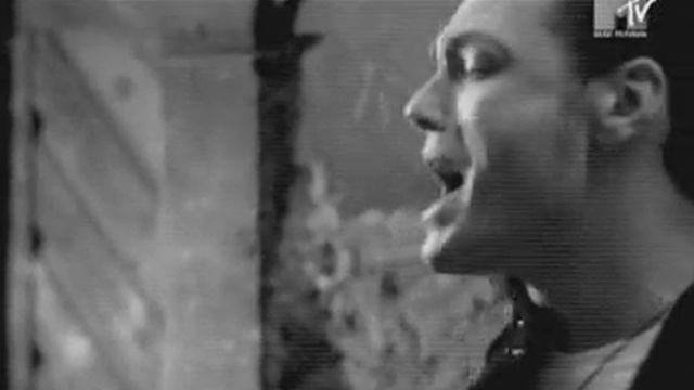 Tiziano Ferro Sere Nere смотреть онлайн