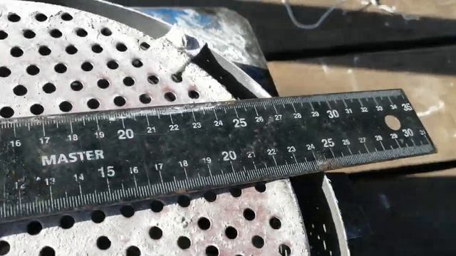 Приспособление для улучшения работы зернодробилки. смотреть онлайн