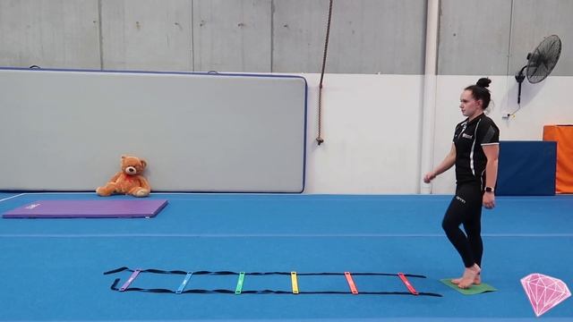 Gem Star Week 1 - Diamond Gymnastics Online! смотреть онлайн