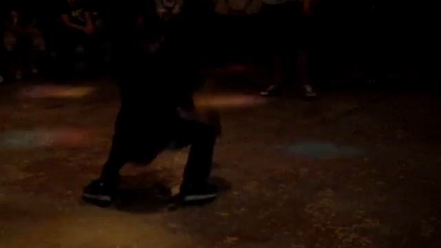 Bestia vs Kokon półfinał Run Your Skills - Bboying Camp 2010 Wieżyca смотреть онлайн