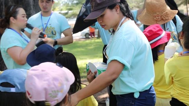 กิจกรรม สาธารณประโยชน์ “Smart Kids & Smart Heart” смотреть онлайн