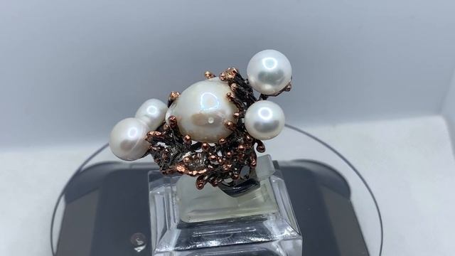 Серебряное кольцо с натуралным Жемчугом смотреть онлайн