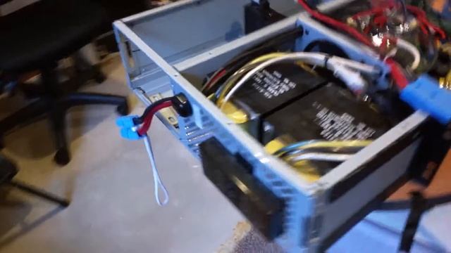 APC UPS to Inverter Pt. 1 смотреть онлайн