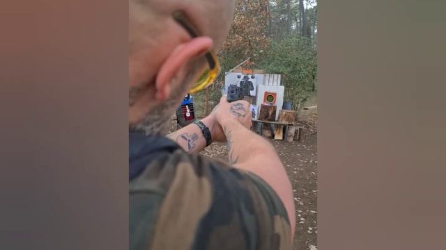 MÉRY CHRISTMAS 🎅🏼🎁 TEST SIG-SAUER P320 KAKI + OLIGTH BALDR RL MINI 🇨🇵 смотреть онлайн