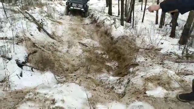 Гелик на штурме подъёма. берем точку смотреть онлайн