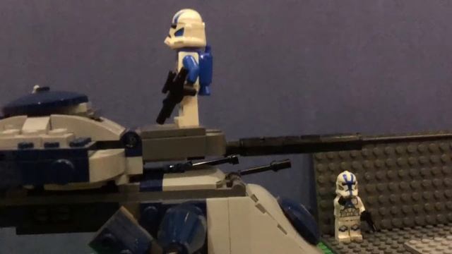 Clones destroy droid tank! (Lego Star Wars Stopmotion) смотреть онлайн