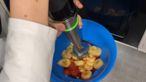 Веганское мороженое банан и клубника