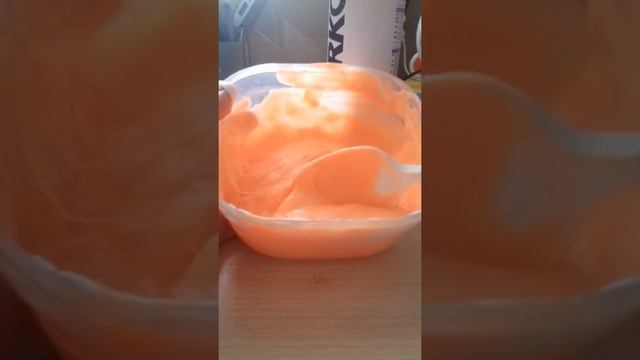 Делаем Супер ХРУСТЯЩИЙ ОРАНЖЕВЫЙ СЛАЙМ смотреть онлайн