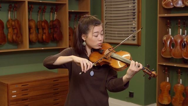 Lot 279: Property of a Gentleman: A Fine Italian Violin, circle of Storioni, Cremona circa 1780 смотреть онлайн