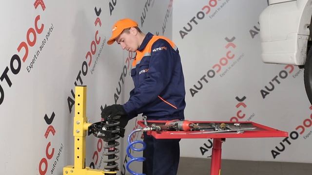Kā nomainīt priekšas amortizatori TOYOTA LAND CRUISER PRADO J120 PAMĀCĪBA | AUTODOC смотреть онлайн