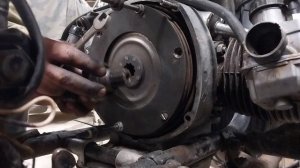 Замена сцепления на мотоцикле урал не снимая двигателя.mp4