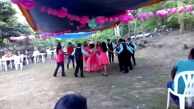 Vals familiar de los xv años de Ana barbara moreno смотреть онлайн