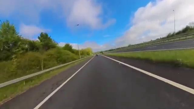 BMW S1000RR and S1000R Chilled Ride смотреть онлайн