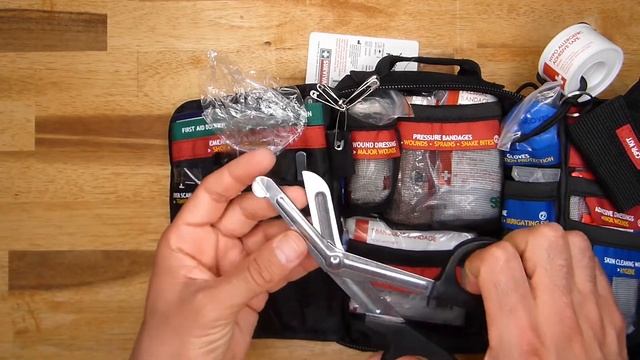 SURVIVAL Vehicle First Aid KIT Quick Look and Review смотреть онлайн