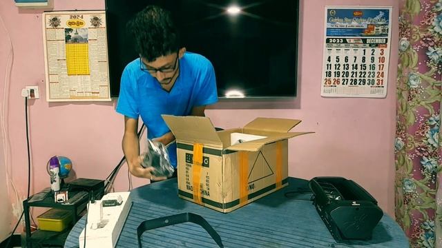 LED Mini Spider Light and Fog Machine / Unboxing смотреть онлайн