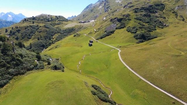 Plaun da Lej, Engadin, Switzerland, Bebop 2 смотреть онлайн