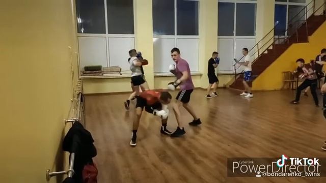 искусство защиты неуязвимый проспект бокса смотреть онлайн