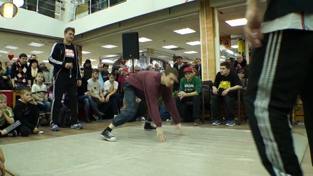 Bboy Dimas vs Bboy Rash смотреть онлайн