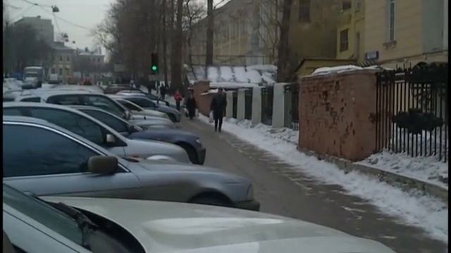 Distribution of leaflets by active workers KPE near Baumansky university смотреть онлайн