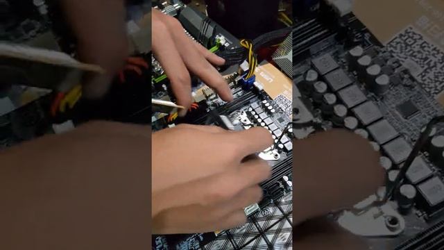 X79 2011 Lỗi Main смотреть онлайн