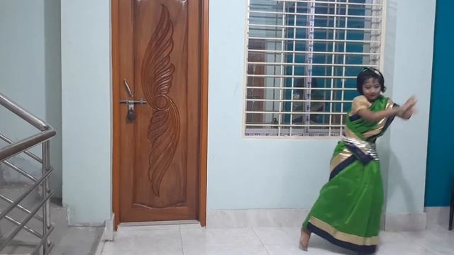 বাজে রে বাজেরে বাজে ঢোল বাজে, বাংলাদেশের ঢোল গানের নৃত্য смотреть онлайн