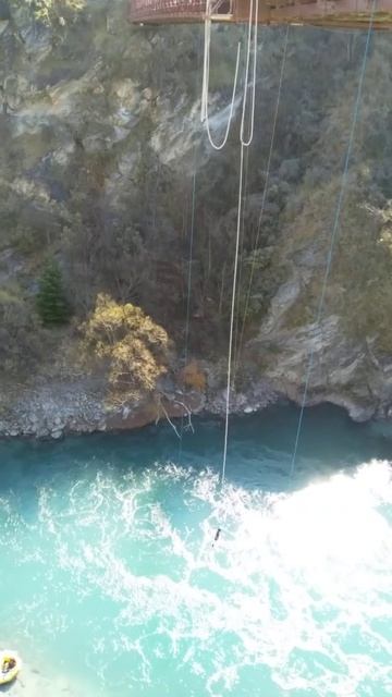 Kawarau Bungy Jumping | New Zealand South Island смотреть онлайн