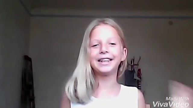 Пукнула в камеру😨 смотреть онлайн