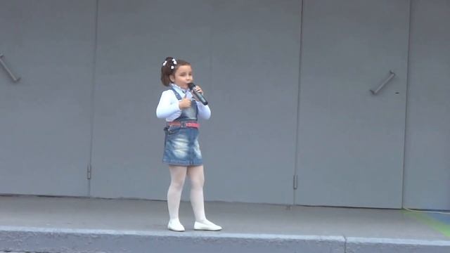 Лера Асонова - пончик и сиропчик