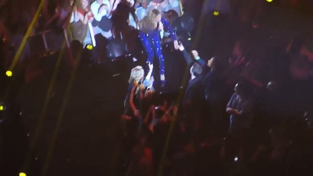 Beyonce Mrs Carter Tour - 4th May смотреть онлайн