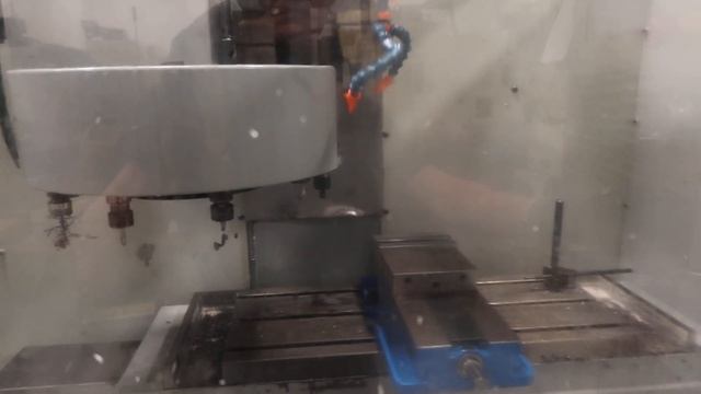 Haas Super Mini Mill SN 46183 смотреть онлайн