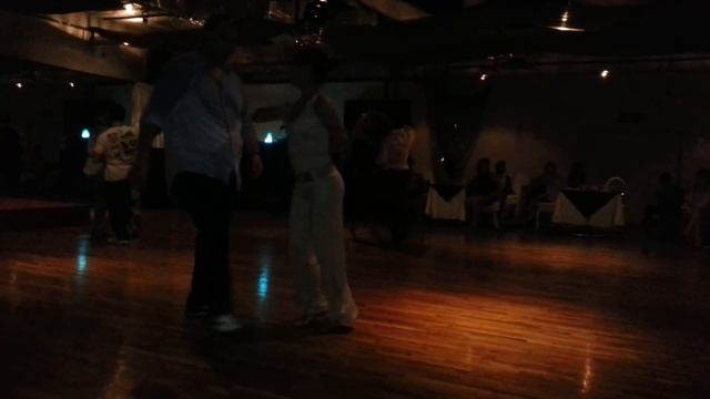 Super Mario and Brenda Liew Salsa Social (Singapore) - BLDC LIVE Performance смотреть онлайн