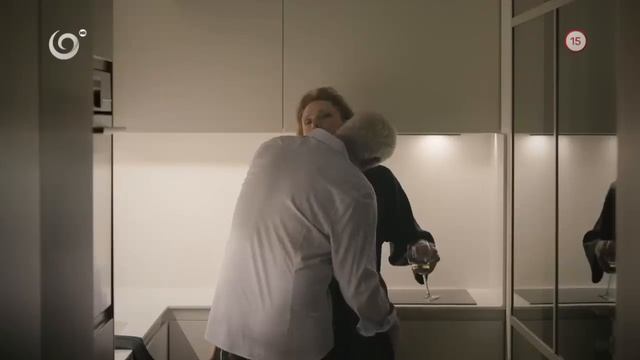 Policajný prezident a ministerka vnútra (ZA SKLOM) смотреть онлайн