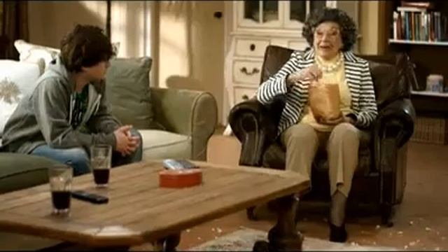 RC Cola - The Royals Commercial | 2011 [Israel Subtitles] смотреть онлайн