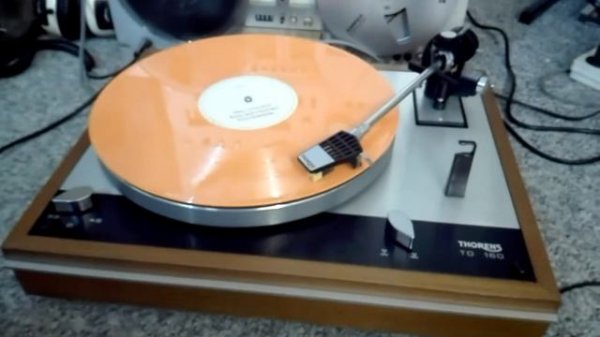 Thorens TD160